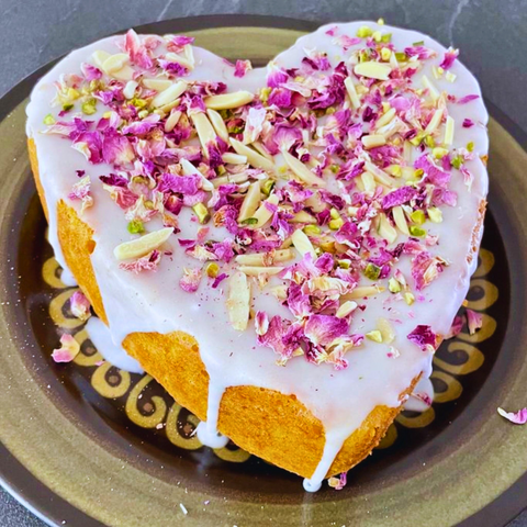 Saffron Love Cake Kit [Flourless]